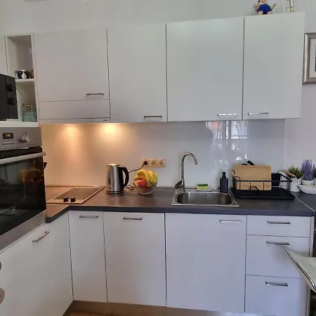 A&a Apartament Daire Srima